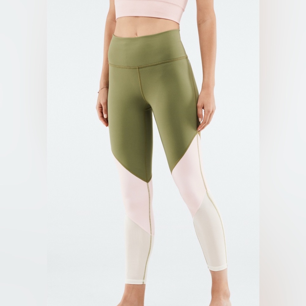 Fabletics Women’s Zone High waisted leggings